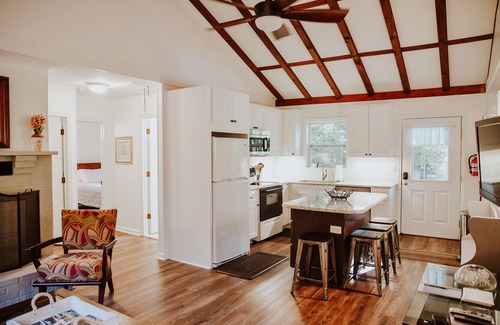 Huddleston House | Mountain View, waterfront, large quiet cove, gentle lot, covered dock & deep H2O