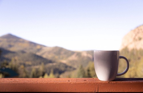 Cripple Creek Cabin | Mountain Views - 3BR Cabin, Pet-Friendly, Hot Tub!