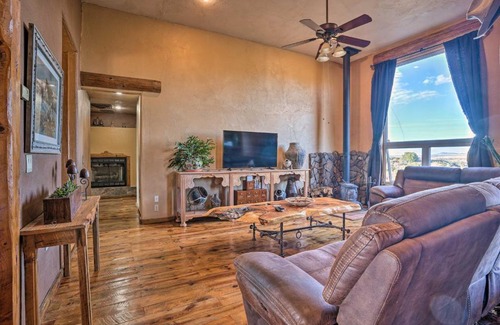 Dewey-Humboldt House | Mountain Views and Grill Space Adobe Arizona Home