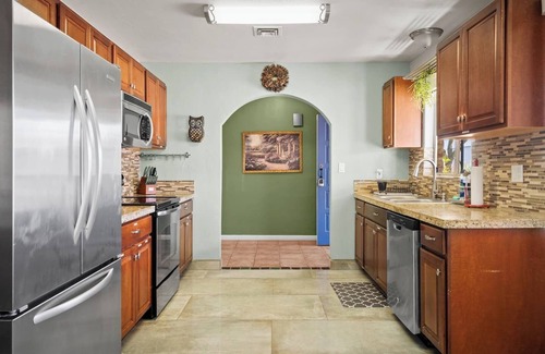 Tucson House | Mountain Views | Central Location | Dog Friendly