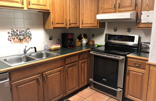 Jackson Condo | Mountain View’s, close to Storyland, hiking trails, North Conway, Jackson.