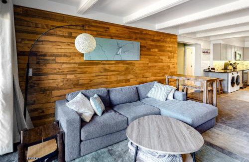 Wildernest Apartment | Mountain Views & Meadows