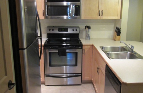 Canmore Condo | Mountain views, top floor, large deck, comfortable beds