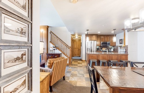 Copper Mountain Village Condo | Mountain Views in Center Village - Shared Hot Tub & Sauna, WiFi & Walk to Lifts