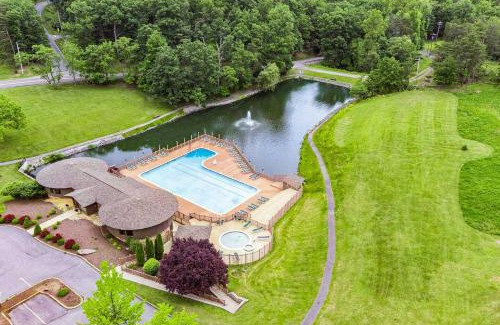 The Woods House | Mountain Views w Fire Pit Deck Grill & Amenities