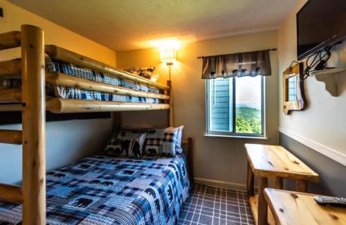 Chalet Village Apartment | Mountain Villa Magnificent Views - 2 Pools, Fireplace & Hot Tub