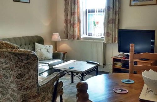 Rhiwbryfdir House | Mountain Walks Straight From The Doorstep