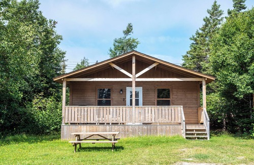 Portland Creek Cabin | Mountain Waters Resort