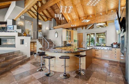 Incline Village House | Mountain Zen Tahoe Luxury Property Incline Village Lakeview