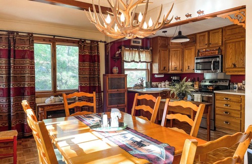 Cascade-Chipita Park Cabin | Mountainside Cabin Peaceful Near hiking trailsn