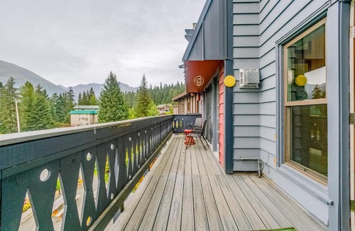 Alyeska Apartment | Mountainside Condo #307