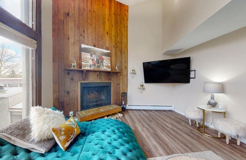 Eagle-Vail Apartment | Mountainside Oasis