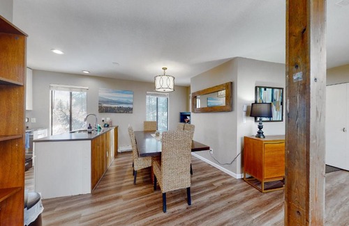 Eagle-Vail Apartment | Mountainside Oasis