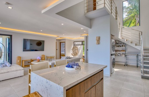 Camaronal House | Mountainside Retreat Exquisite OceanViews Sleeps6