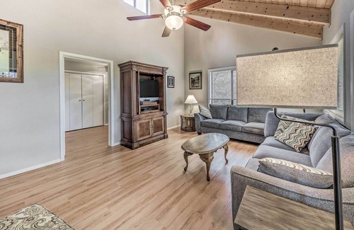 Ruidoso House | Mountainside Ruidoso Home w/ Deck & Grill