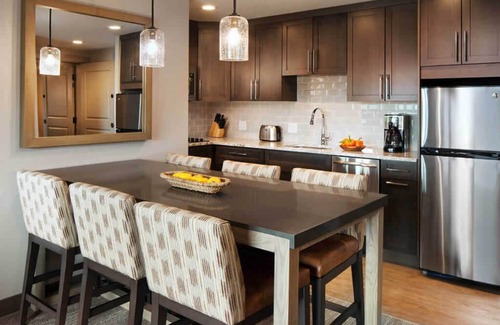 Steamboat Springs Villa | Mountainside 1-Bdrm Ski-In/Ski-Out Villa in Steamboat with Amenities - Sheraton