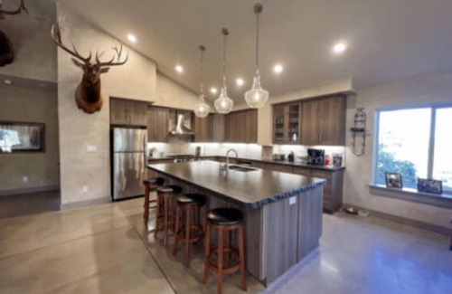 Collbran Cabin | Mountaintop Adventure Lodge.