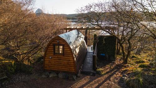 Lochinver Ski Chalet | Mountview Pod