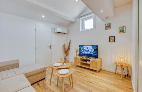 Le Mourillon Apartment | Mourillon Beach - Quiet apartment with WiFi