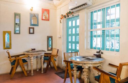 Daman Hostel | Moustache Daman