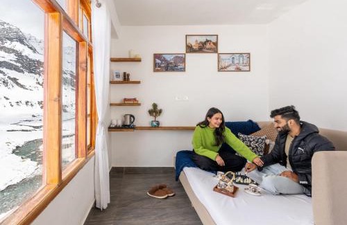 Burwa Hostel | Moustache Koksar Luxuria, Sissu