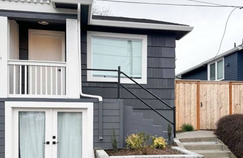Mississippi District Apartment | Move-In-Ready Gorgeous 2BR near Japanese Garden