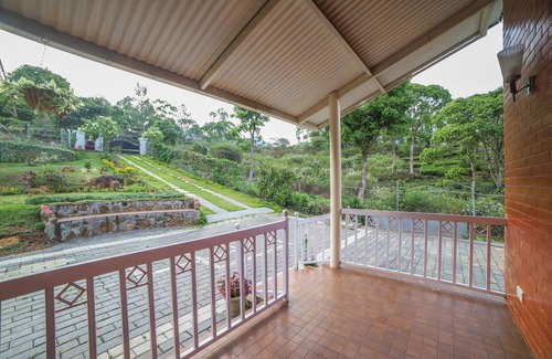 Wellington Villa | Moving Mist Villa