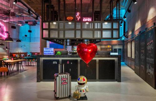 Innenstadt Hotel | Moxy Frankfurt City Center