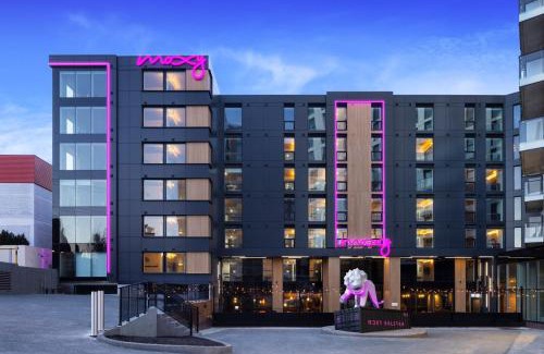 Downtown Halifax Hotel | Moxy Halifax Downtown