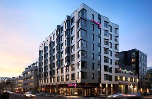 South Lake Union Hotel | MOXY Seattle Downtown