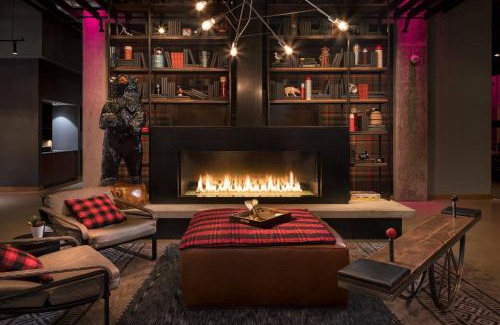 South Lake Union Hotel | MOXY Seattle Downtown