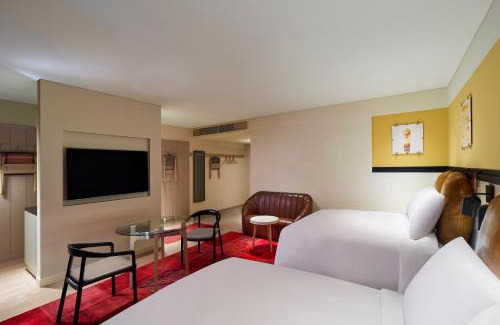 Myeongdong Hotel | Moxy Seoul Myeongdong