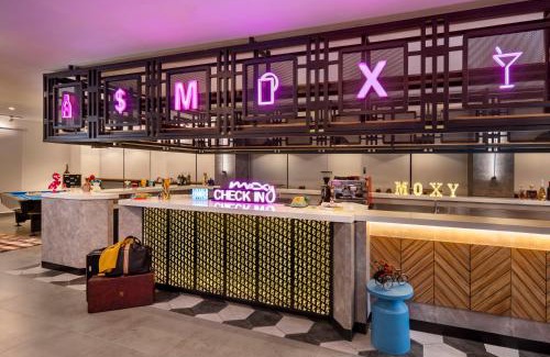 Banjarsari Hotel | Moxy Solo