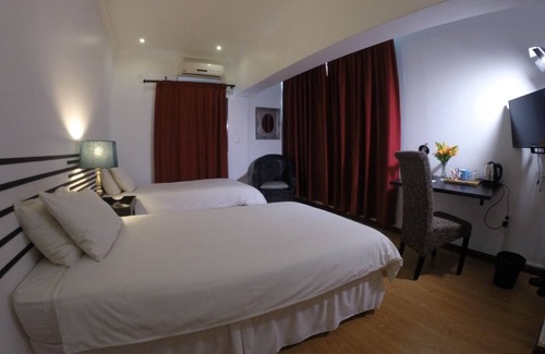 Maputo House | Mozaika Guesthouse 2