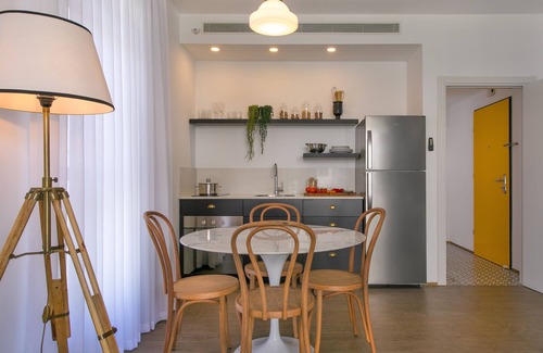 Old North Apartment | Mr. Brooklyn - By TLV2GO