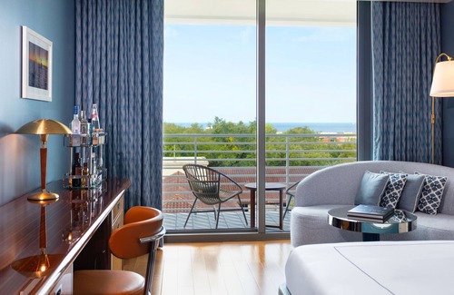 Coconut Grove Hotel | Mr. C Miami – Coconut Grove