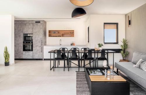 Tel Aviv Apartment | Mr. Louis - By TLV2GO