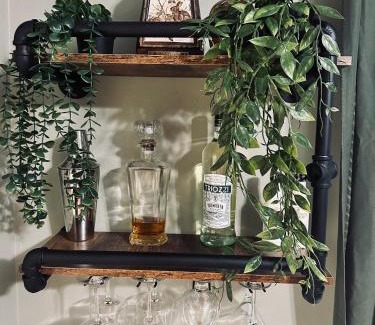 Northeast Neighbors Apartment | Mr. McGregor’s Garden
