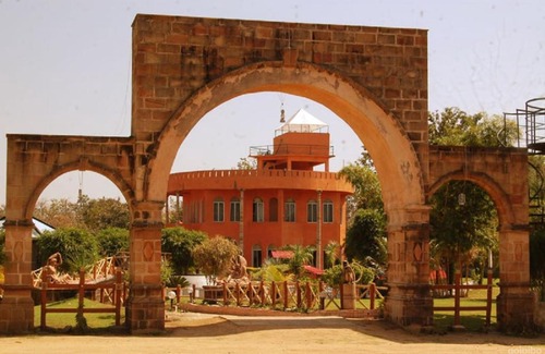 Seoni Hotel | Mrignayani Jungle Resort