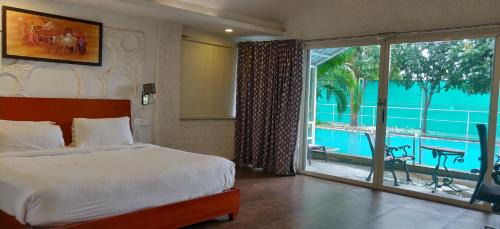 Hyderabad Resort | Mrugavani Resort & Spa