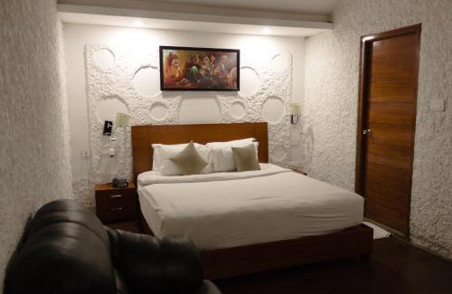 Hyderabad Resort | Mrugavani Resort & Spa