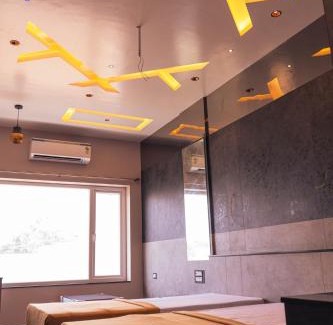 Mylapore Tiruvallikk Hotel | MS RESIDENCY
