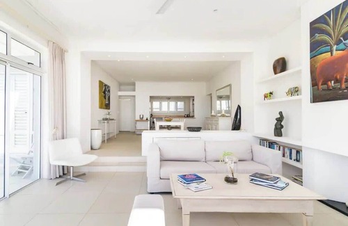 Camps Bay Villa | Msangasanga - Superb family Villa in Camps Bay