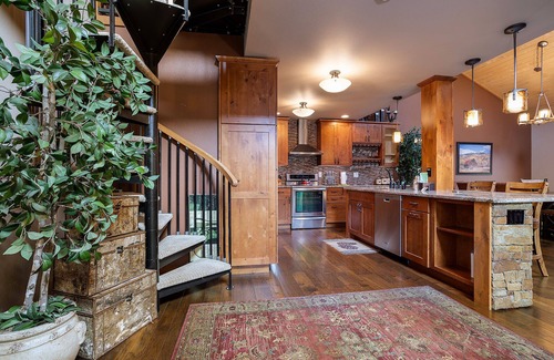 Steamboat Springs House | MSIDEL | A/C | Perfect for Large Groups | Two Duplexes | Sleeps 26 People | Wint