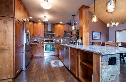 Steamboat Springs House | MSIDEL | A/C | Perfect for Large Groups | Two Duplexes | Sleeps 26 People | Wint