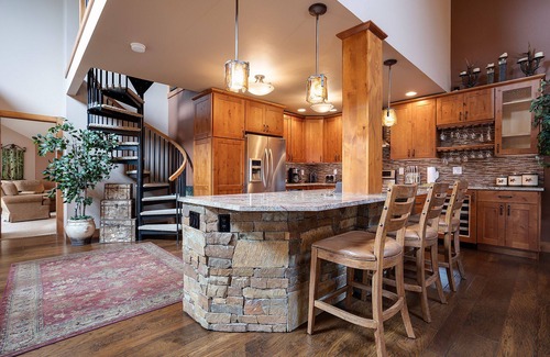 Steamboat Springs House | MSIDEL | A/C | Perfect for Large Groups | Two Duplexes | Sleeps 26 People | Wint