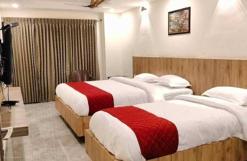 Palayankottai Hotel | MSVG Residency