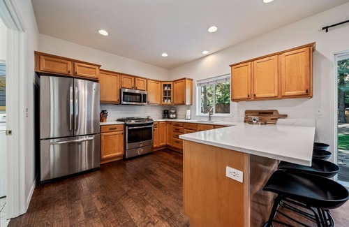 Westbrook Meadows House | Mt. Bachelor Retreat! Hot tub, game room, family suite - great for large groups!
