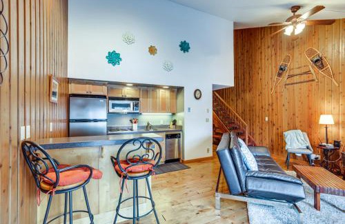 Century West Apartment | Mt Bachelor Village Resort Condo 19 Mi to Skiing!