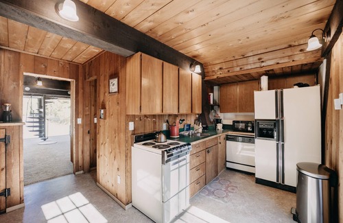 Maple Falls Apartment | Mt Baker Apt, Pets OK, WIFI and AC